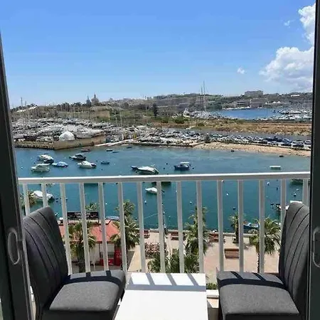 Apartment Seafront D *